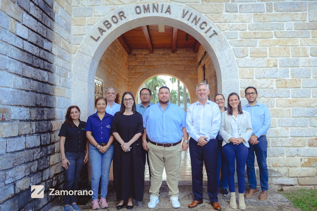 Visita oficial de delegación del gobierno de El Salvador a Zamorano